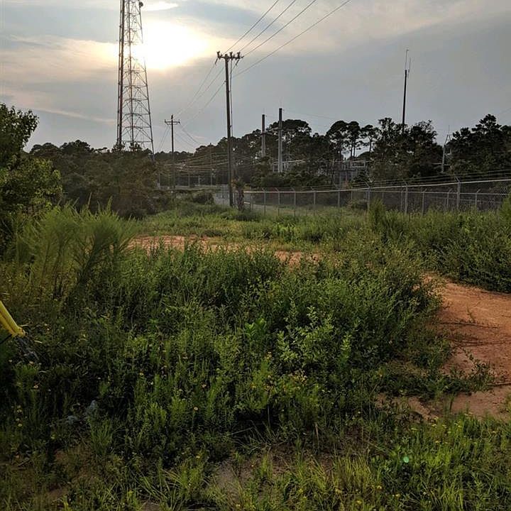 2nd image of 5455 Avon Rd