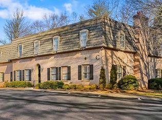 1833 Banking St APT C8, Greensboro, NC 27408