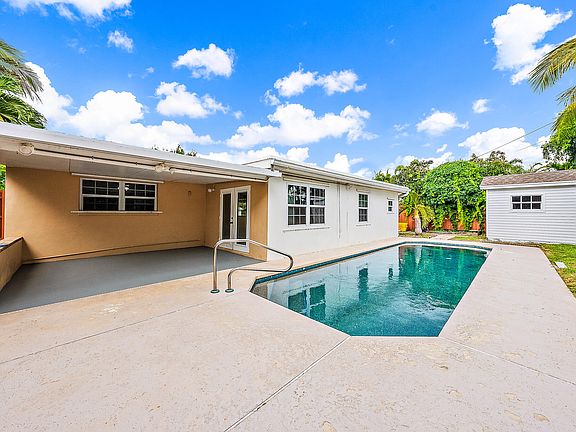 2nd image of 3255 Florida Boulevard