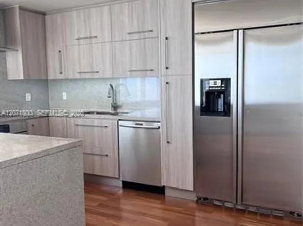 881 Ocean Dr #Cu-18b, Key Biscayne, FL 33149