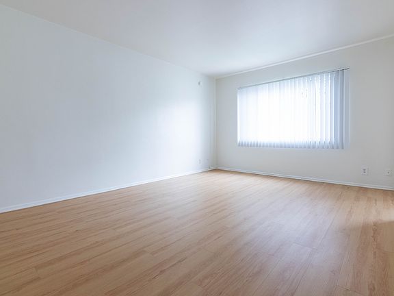 4th image of 1243 Federal Ave APT 203