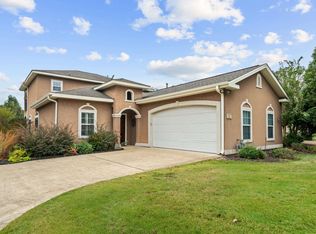 215 Farrs Landing Rd, Hot Springs, AR 71913