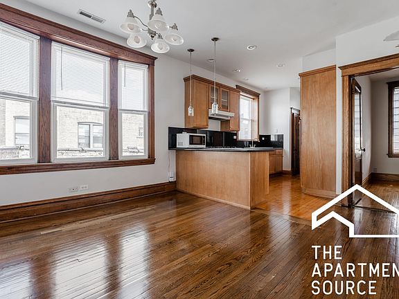 2nd image of 2605 N Sawyer Ave #80xhuffmd