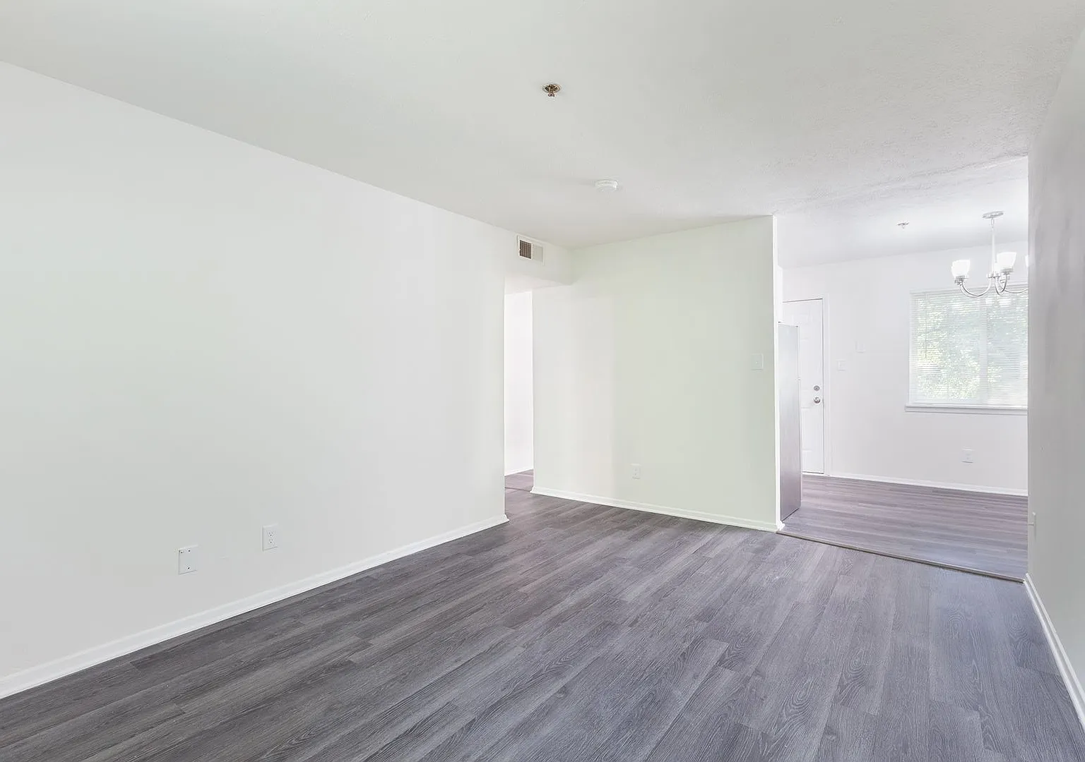641 Powder Springs Smyrna LLC — Photo 3