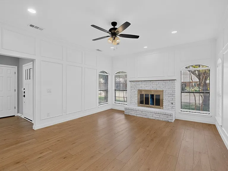 3933 Alto Ave — Photo 5