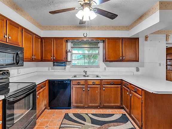 2nd image of 4104 E COUNTY ROAD 540A
