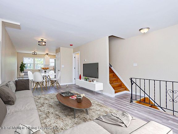 3rd image of 35 Adams Ave
