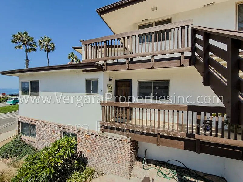 3 bed, 2.0 bath, 1300 sqft, $6,185 — Photo 2