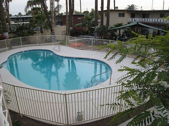 Pool Seasonally Heated