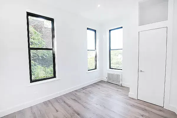 Rented by REAL New York | media 4