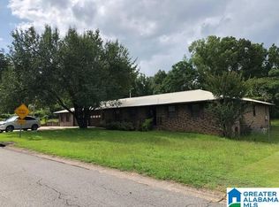 409 Memorial Dr, Bessemer, AL 35022