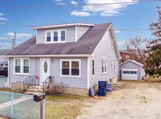 111 Ship Ave, Beachwood, NJ 08722