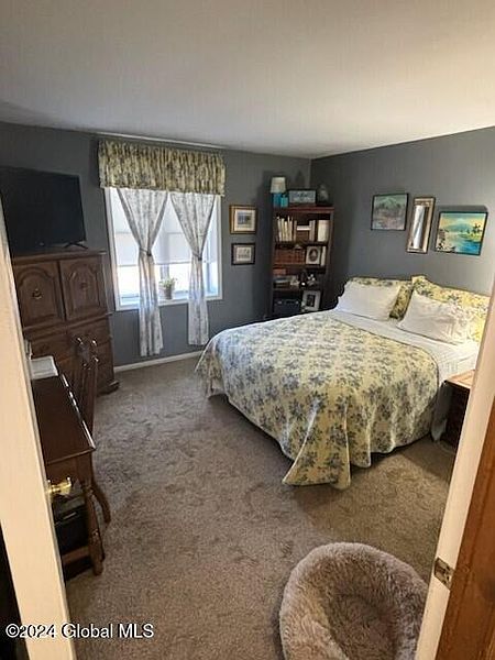 5th image of 515 Elk Circle