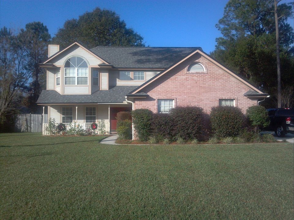 1st image of 1824 Lakedge Dr