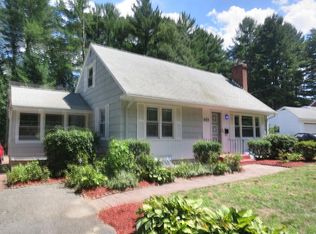423 Dwight Rd, East Longmeadow, MA 01028
