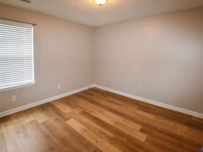 108 Portal Ln — Photo 16