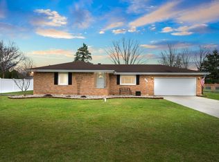 11993 Bowman Dr, Mishawaka, IN 46545