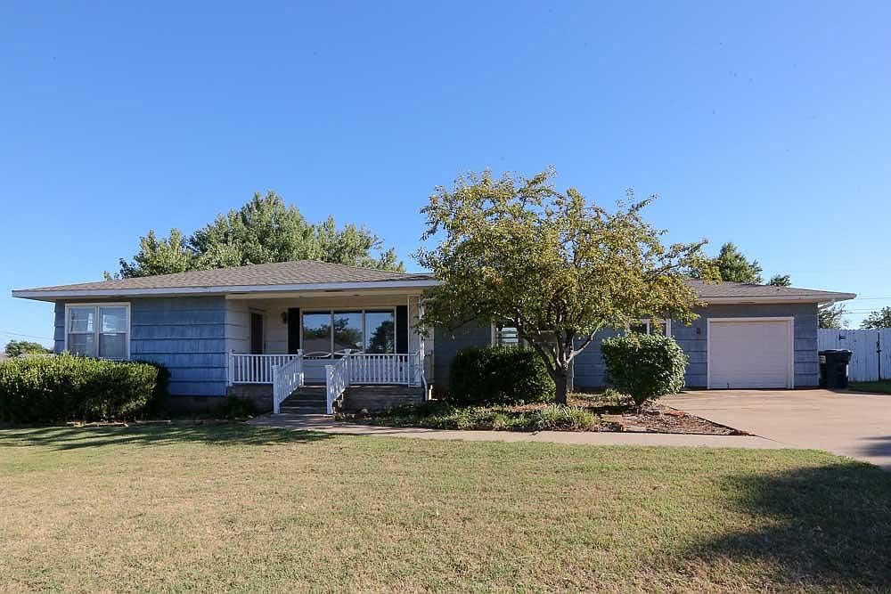 2 Hillcrest St, Perry, OK 73077 Zillow
