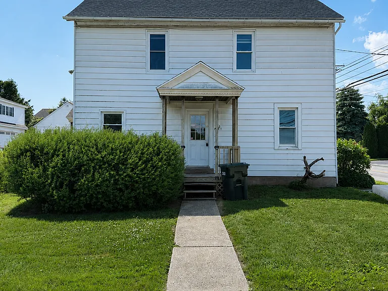 632 W. Orange St. — Photo 2