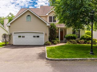 112 Governor Trumbull Way UNIT 112, Trumbull, CT 06611