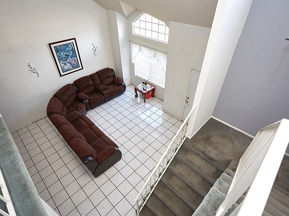 5th image of 2367 W Loma Vista Dr
