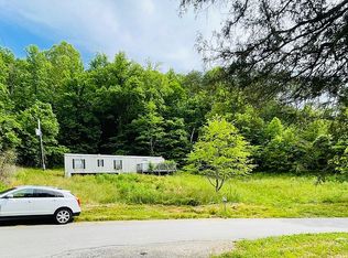 3434 Dry Valley Rd, Thorn Hill, TN 37881