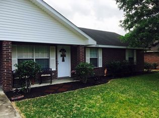 6726 Colby Ave, Windsor Heights, IA 50324