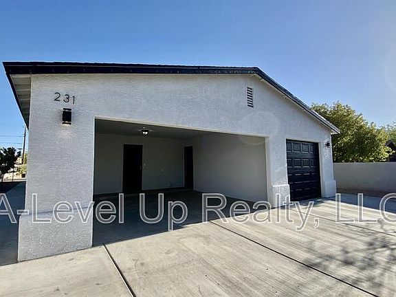 3rd image of 231 W 28th St