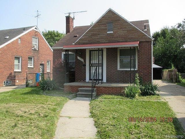 1st image of 16036 Bringard Dr