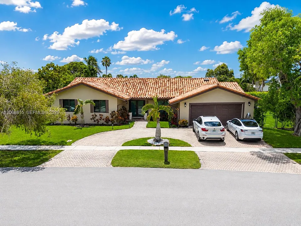 448 Sailboat Cir