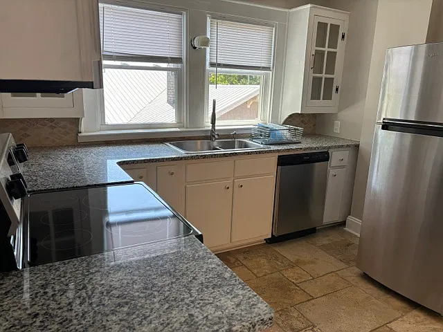 1 bed, 800 sqft, $1,070 — Photo 4
