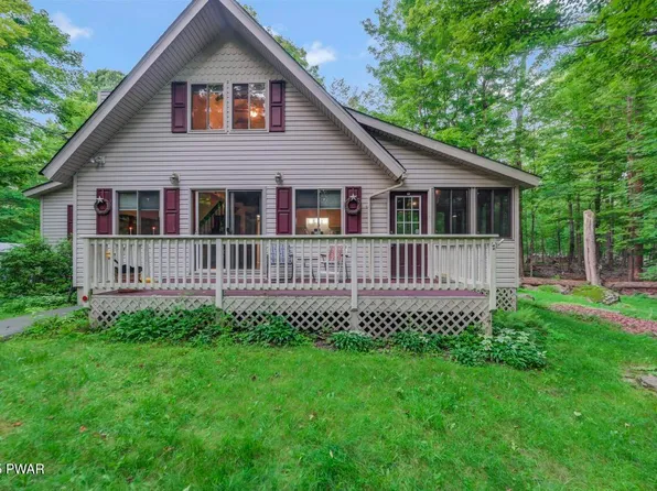 183 Chestnuthill Dr, Lake Ariel, PA 18436