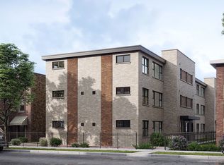 5710 N Hermitage Ave #207-B-7, Chicago, IL 60660