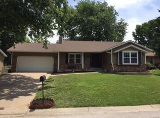 7 Monique Ct, Saint Peters, MO
