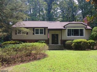 48 Brook Rd, Upper Saddle River, NJ 07458