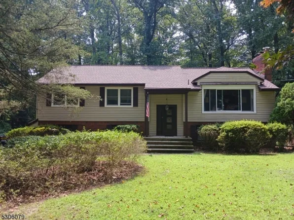 48 Brook Road, Upper Saddle River, NJ 07458