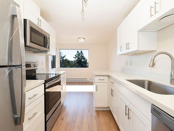 5th image of 1433 NW 64th St #401