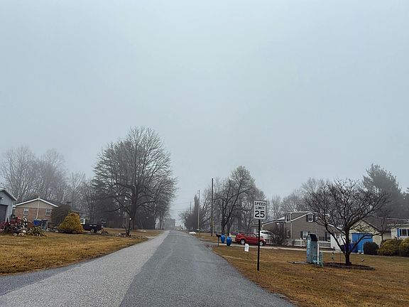 5th image of 70 Fairmount Ave