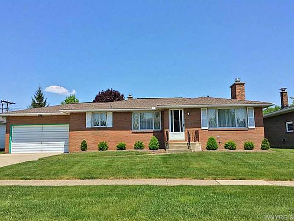 2nd image of 42 Camwood Dr