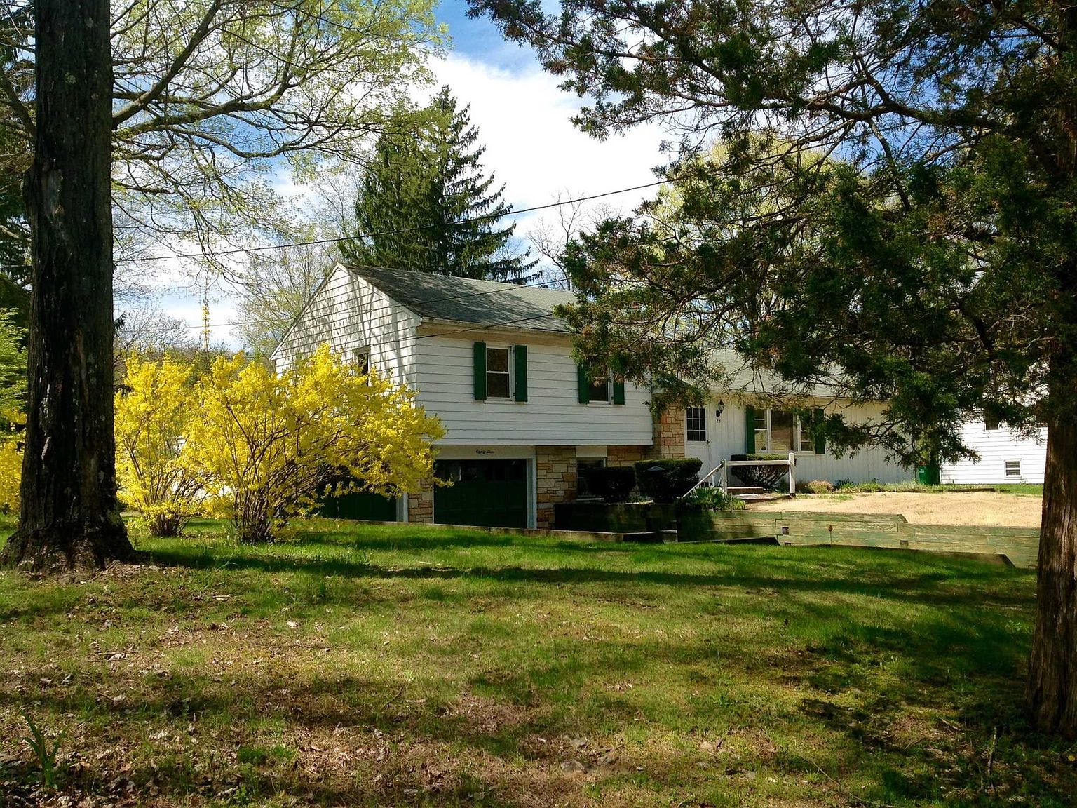 83 Sleight Plass Rd, Poughkeepsie, NY 12603 Zillow