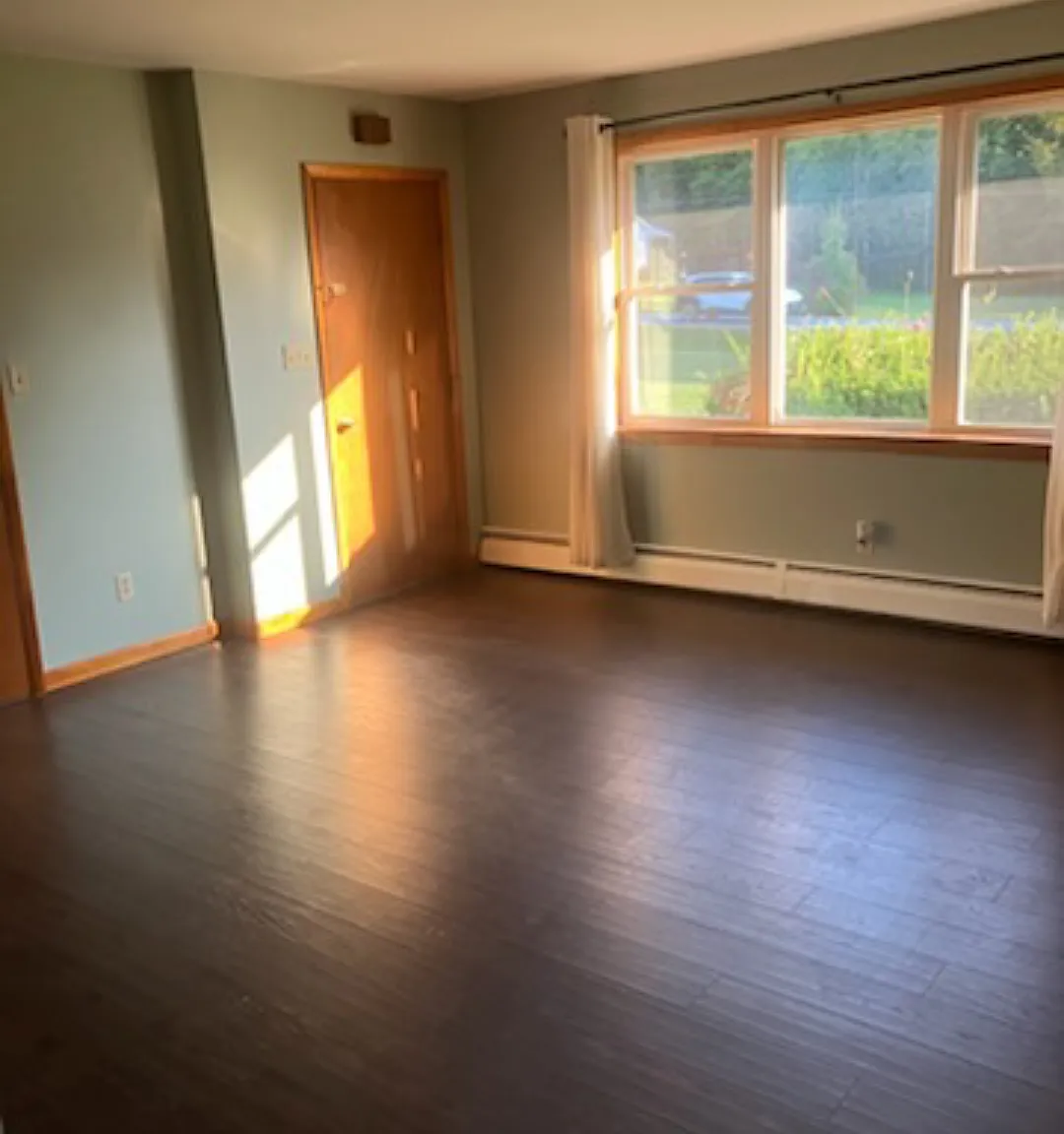 2 bed, 1200 sqft, $2,250 — Photo 2