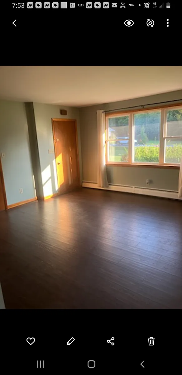 Building Photo - 227 Saint Albans Rd #2