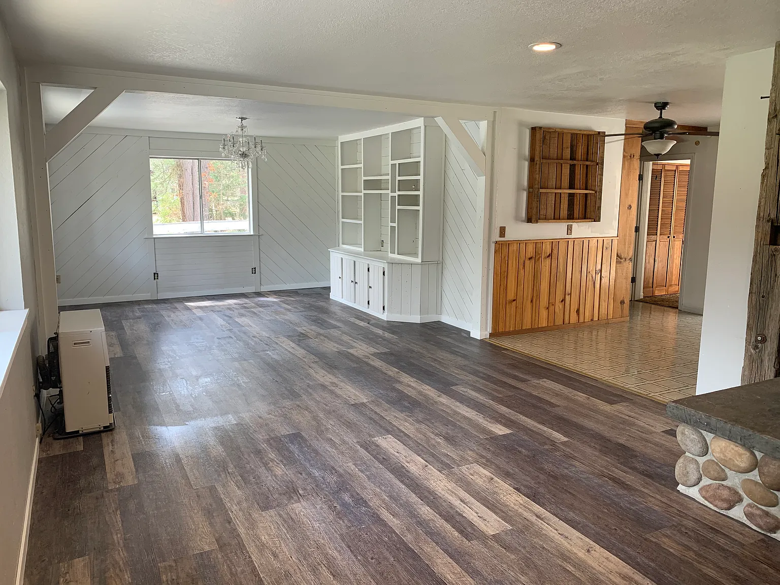 3 bed, 1.5 bath, 1205 sqft, $1,800 — Photo 4