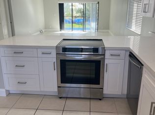 280 Racquet Club Rd #0, Fort Lauderdale, FL 33326