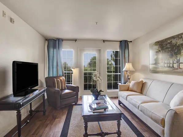 Legends at River Oaks, 9425 S Riverside Dr APT 715, Sandy, UT 84070