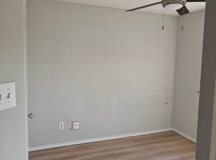 2300 Aldergate Dr, Arlington, TX 76012