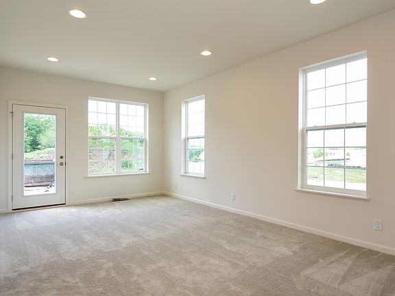 5th image of 7025 Bogie Ln #0903