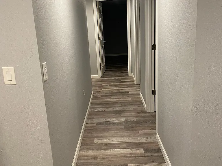 6863 Anderson Ave — Photo 32