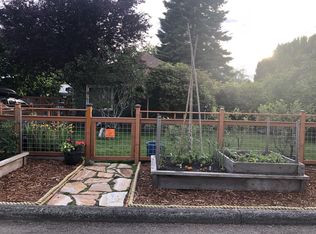 2717 Elm St, Bellingham, WA 98225
