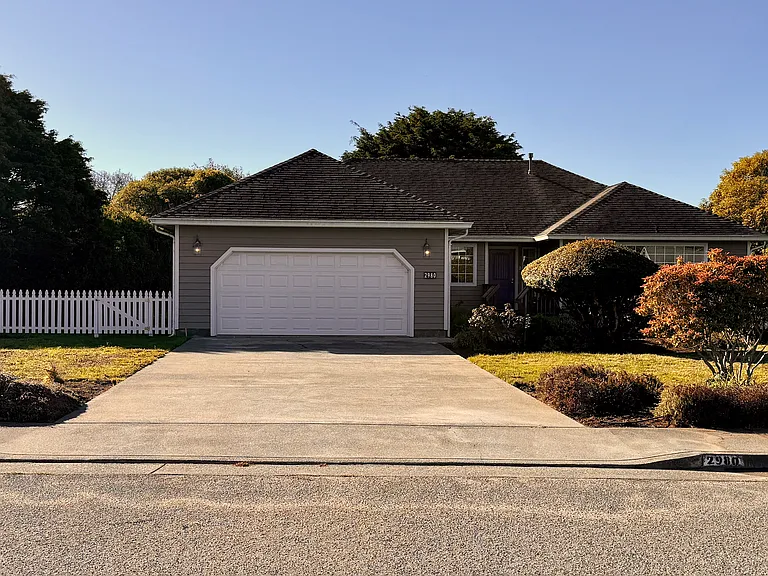 2980 Springer Dr — Photo 27